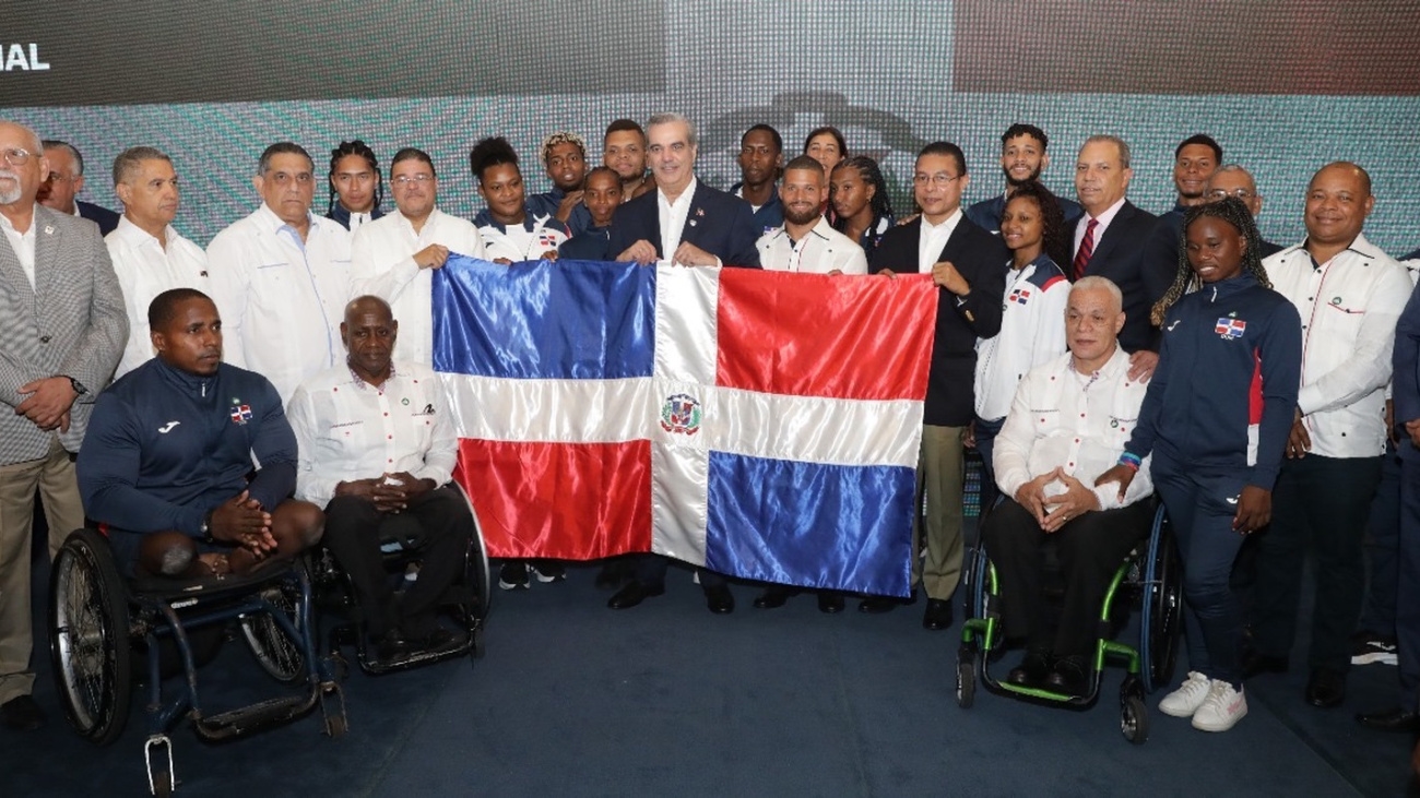 El presidente Luis Abinader en la despedida a la representación que competirá en las Olimpiadas de París 2024. Inter News Service