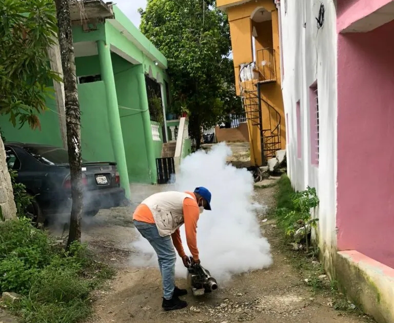 Jornada de fumigación contra el del virus el Oropouche. Inter News Service