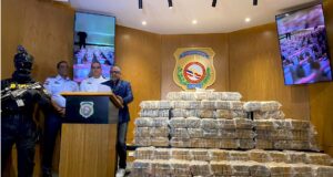 Presentación de la droga confiscada por las autoridades dominicanas. Inter News Service