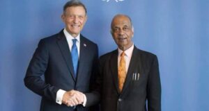El canciller Roberto Álvarez y el secretario general adjunto de las Naciones Unidas, Atul Khare. (Fuente externa). Inter News Service