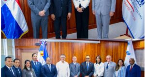 Imágenes del encuentro de funcionarios judiciales puertorriqueños con sus homólogos dominicanos. (Fuente externa). Inter News Service  