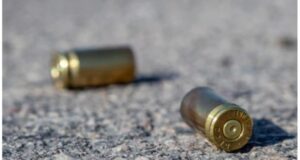 Son recurrentes las veces en que ciudadanos de diferentes edades son impactados por balas durante incidentes. Inter News Service