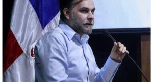 El sociólogo Gustavo Alejandro Oliva Álvarez mientras ofrecía detalles sobre las desapariciones de personas. (Fuente externa). Inter News Service